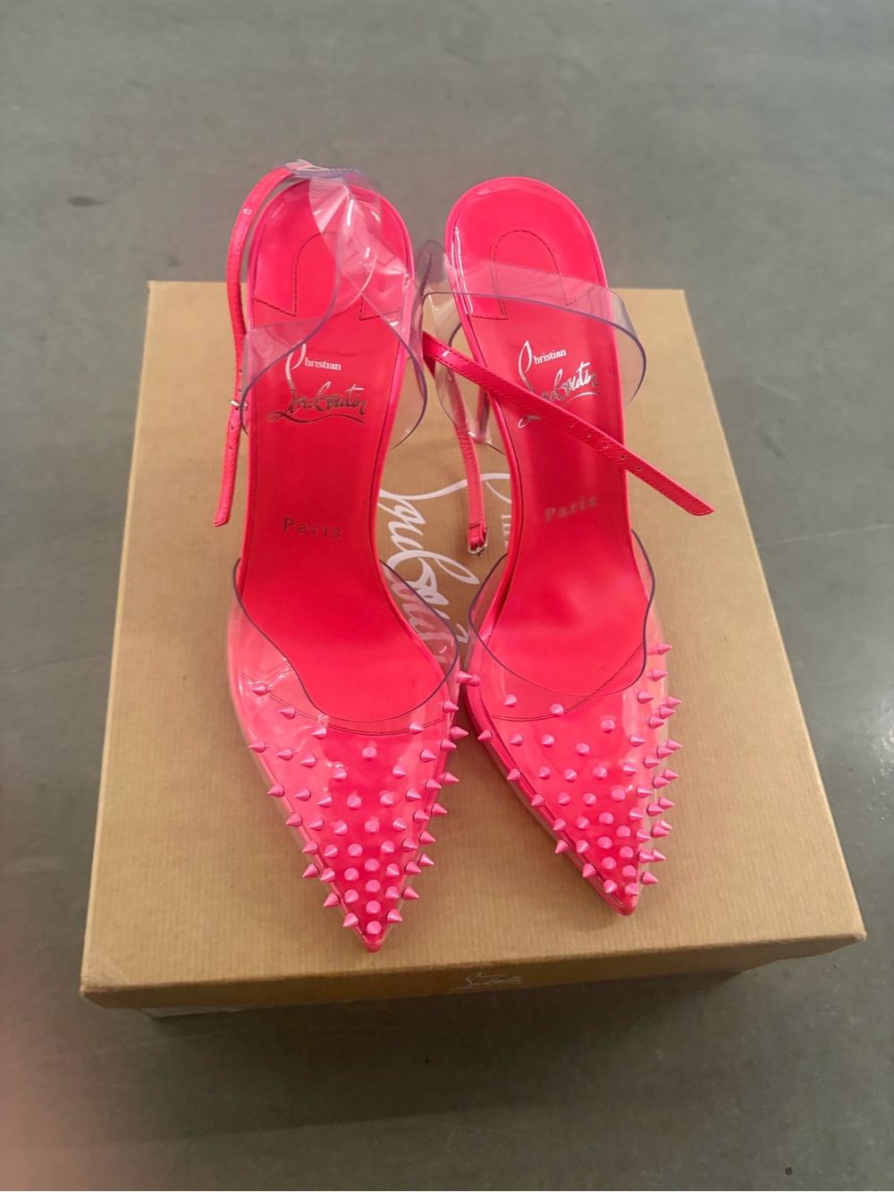 CHRISTIAN LOUBOUTIN SPIKOO 100 HOT PINK PVC SPIKED POINTED TOE PUMPS SIZE 39